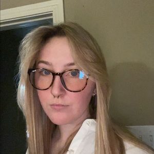 Meet your Posher, Maddi